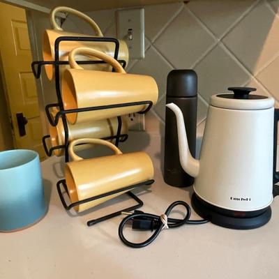 Kitchen mugs, Hot water pot, caribou thermos