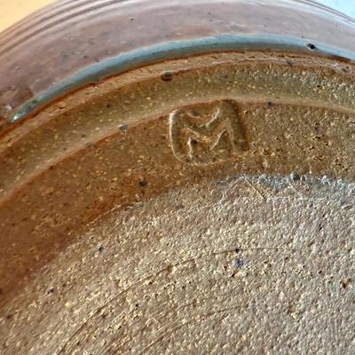 Pottery bowl, coffee mugs, pasta noodle glass containers