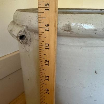 Vintage Red Wing 6 gal Crock
