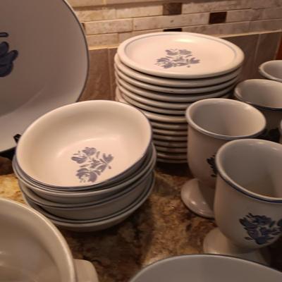 A HUGE COLLECTION OF PFALTZGRAFF DINNERWARE AND SERVING PIECES