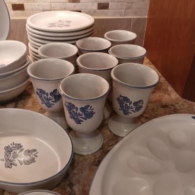 A HUGE COLLECTION OF PFALTZGRAFF DINNERWARE AND SERVING PIECES