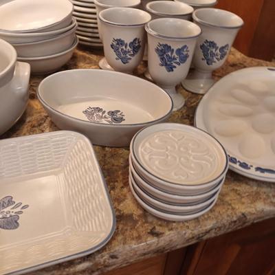 A HUGE COLLECTION OF PFALTZGRAFF DINNERWARE AND SERVING PIECES