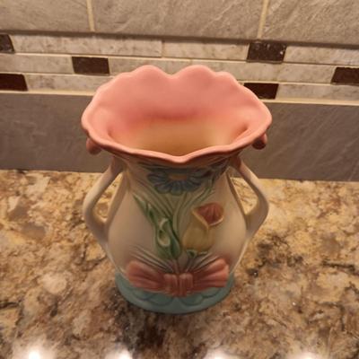 HULL ART VASE B-7-81/2