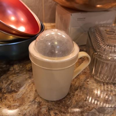 VINTAGE KITCHEN ITEMS