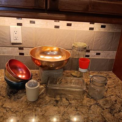 VINTAGE KITCHEN ITEMS
