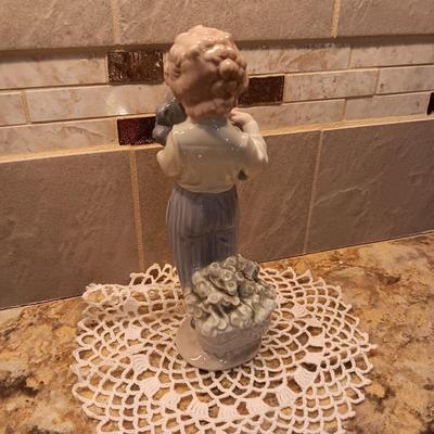 LLADRO "MY BUDDY" FIGURINE