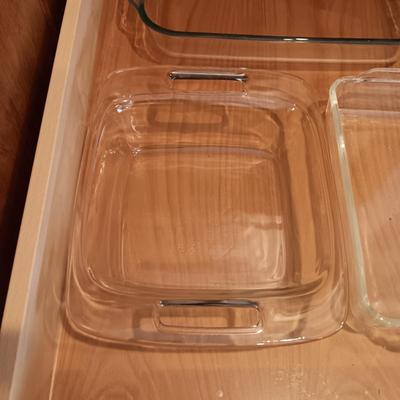 3 GLASS BAKING DISHES