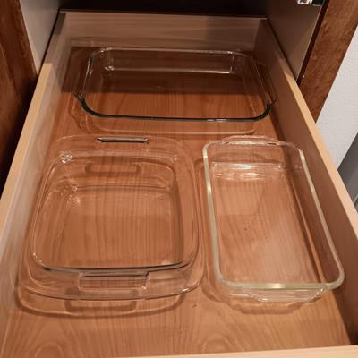 3 GLASS BAKING DISHES