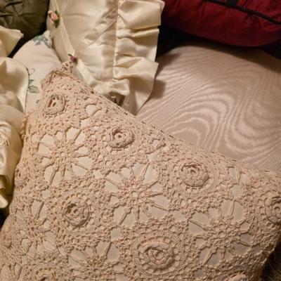 Decorator pillows