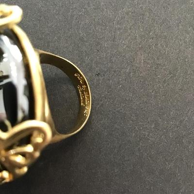 Beautiful Chunky glow by Sheila FajI hematite brushed, 18 karat gold plated