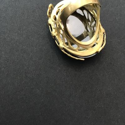 Beautiful Chunky glow by Sheila FajI hematite brushed, 18 karat gold plated