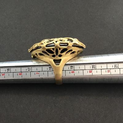 Beautiful Chunky glow by Sheila FajI hematite brushed, 18 karat gold plated