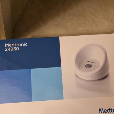 Two scales Medtronic 24960