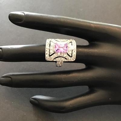 Beautiful, silver toned Fashion, statement ring
