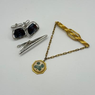 Sale Photo Thumbnail #596