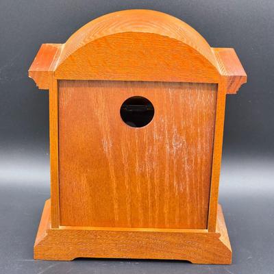 LOT 80C: Vintage Golf Themed Items, Includes A Linden Mantel Clock, Book Ends & More
