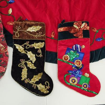 LOT 90: Variety of Christmas Themed Decorations