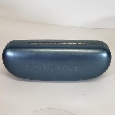 LOT 91: Vanity Lot Including Perfume, Mirrors and More