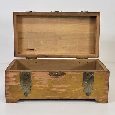 LOT 93: Diverse Vintage Lot of Jewelry Boxes and Register