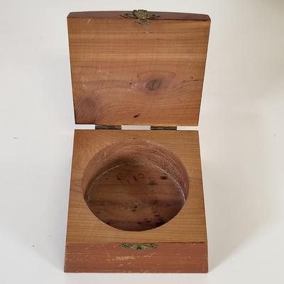 LOT 93: Diverse Vintage Lot of Jewelry Boxes and Register