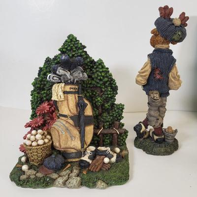 LOT 94: Various Golf Themed Items Including Mugs, Desk Novelties and More