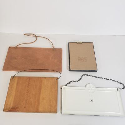 LOT 101: Cat Collection; Wall Hangings with Goebel Victoria Ashlea Original Doll
