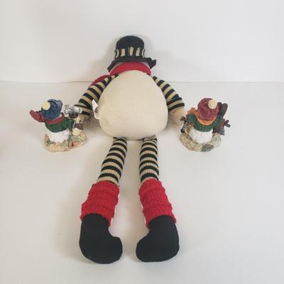LOT 102: Christmas Decor; Lefton China, Mikasa Dish, Bells of Noel Carolites & More