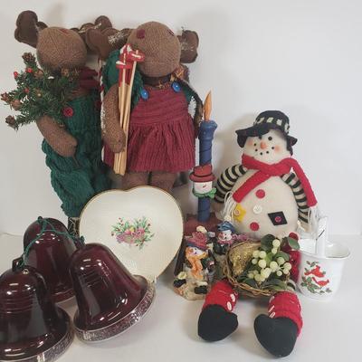 LOT 102: Christmas Decor; Lefton China, Mikasa Dish, Bells of Noel Carolites & More