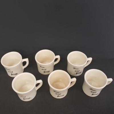 LOT 107: Vintage Ceramic Tom and Jerry Drink Set