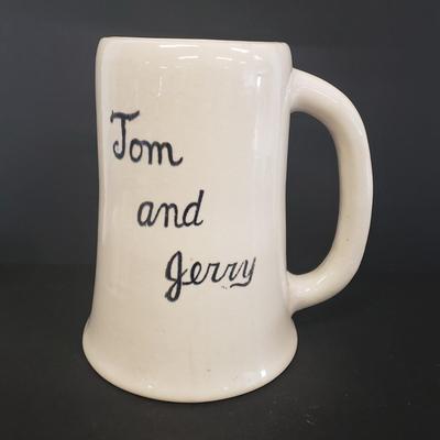 LOT 107: Vintage Ceramic Tom and Jerry Drink Set
