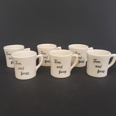 LOT 107: Vintage Ceramic Tom and Jerry Drink Set
