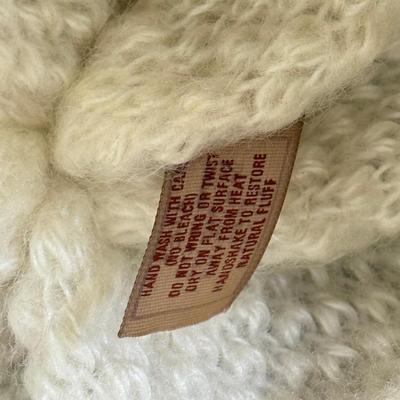 LOT 112: Ladies Winter Hats