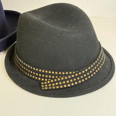 LOT 113: Three Hats: Adora, Croft & Barrow, Charter Club