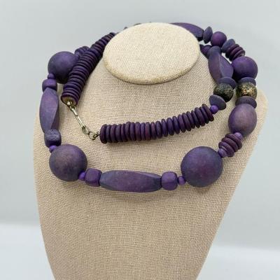 LOT 117: Collection of Necklaces & Bracelets