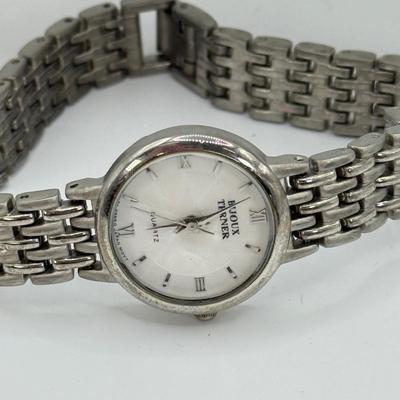 LOT 118: Collection of Petite Vintage Watches