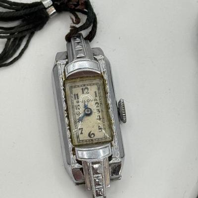 LOT 120: Vintage 1930s-40s Art Deco Bulova Ladies Watch