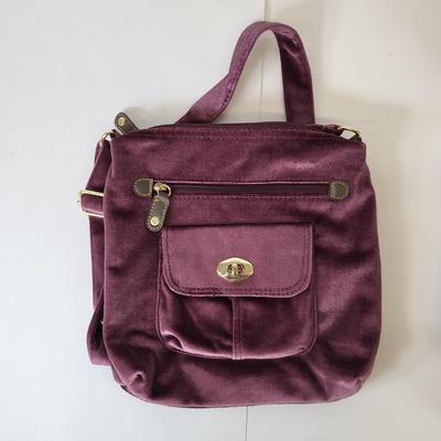 LOT 124: Lot of Various Purses and Wallets
