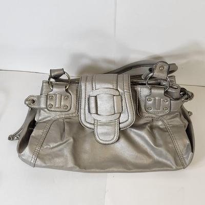 LOT 125: Lot of Assorted Purses and Wallets