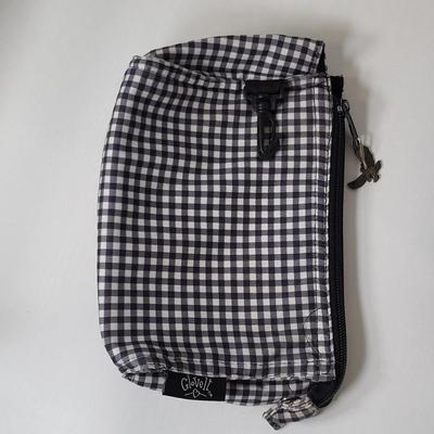 LOT 125: Lot of Assorted Purses and Wallets