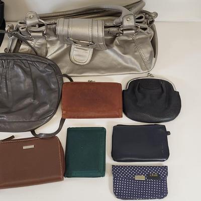 LOT 125: Lot of Assorted Purses and Wallets