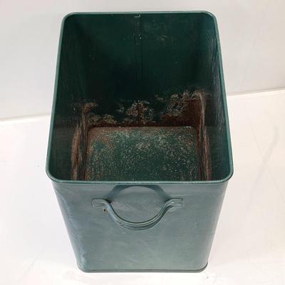 LOT 137: Vintage Gardening Tin & Decorative Milk Can Design, Barnyard Themed Popcorn Tin