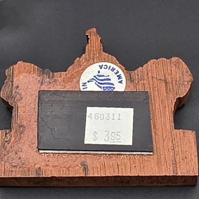 LOT 139: Vintage Souvenir Travels Collection, Includes Post & Greeting Cards From Early 1900's, Refrigerator Magnets & More