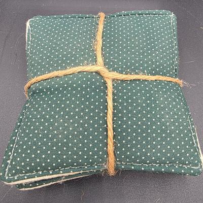 LOT 140: Vintage Home Decor Collection, Includes Electric Candle Warmers, Framed Cottage Prints, Inspirational Items & More