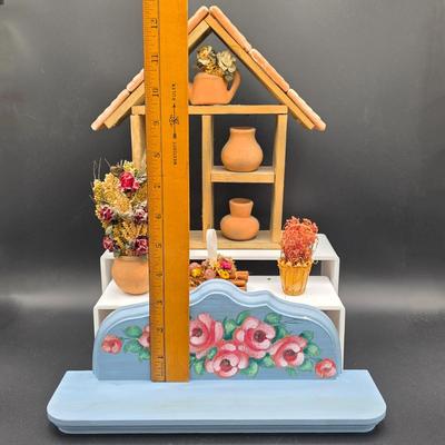 LOT 140: Vintage Home Decor Collection, Includes Electric Candle Warmers, Framed Cottage Prints, Inspirational Items & More