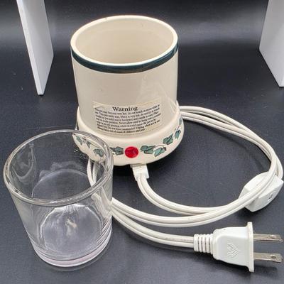 LOT 140: Vintage Home Decor Collection, Includes Electric Candle Warmers, Framed Cottage Prints, Inspirational Items & More