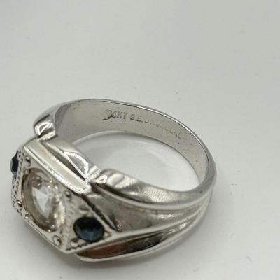 Sale Photo Thumbnail #105