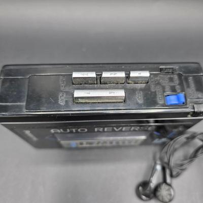 LOT 162: Vintage Portable Audio/Video Items, Includes Sony CD Walkman W/Case, & More