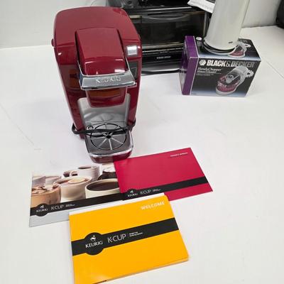 LOT 164: Kitchen Essential Collection, Includes Vintage Electric Waring Pro Ice Crusher W/ Groovy Cozy, Keurig KCup Machine, Electric...
