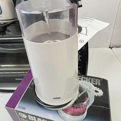 LOT 164: Kitchen Essential Collection, Includes Vintage Electric Waring Pro Ice Crusher W/ Groovy Cozy, Keurig KCup Machine, Electric...