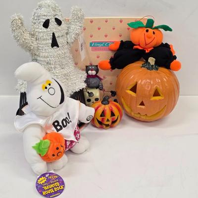 LOT 167: Halloween Collection, Contains Vintage Cling Stickers, Ghosts, Pumpkins & More